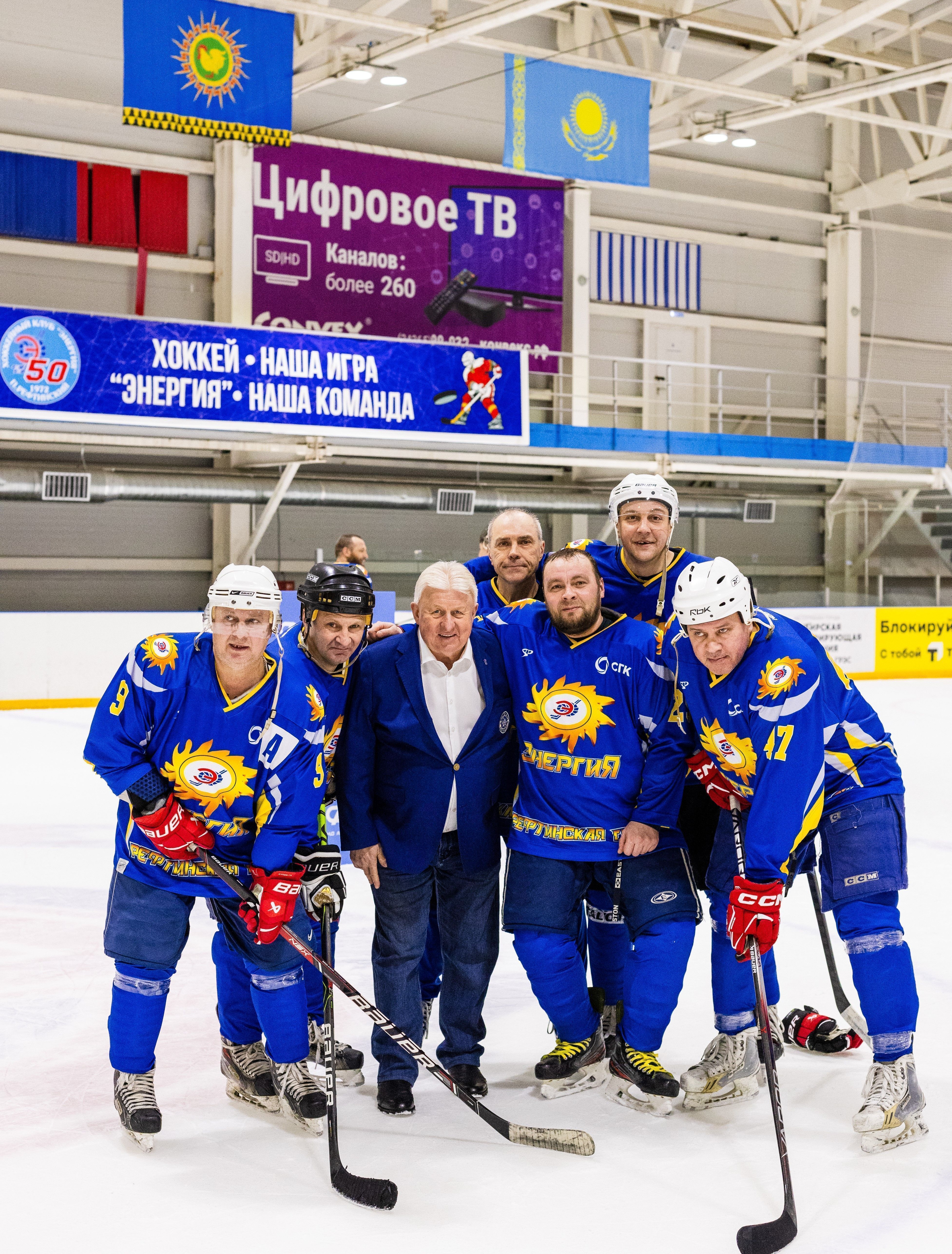 Такой хоккей нам и нужен: рефтинские энергетики провели товарищескую игру с Белоярской АЭС