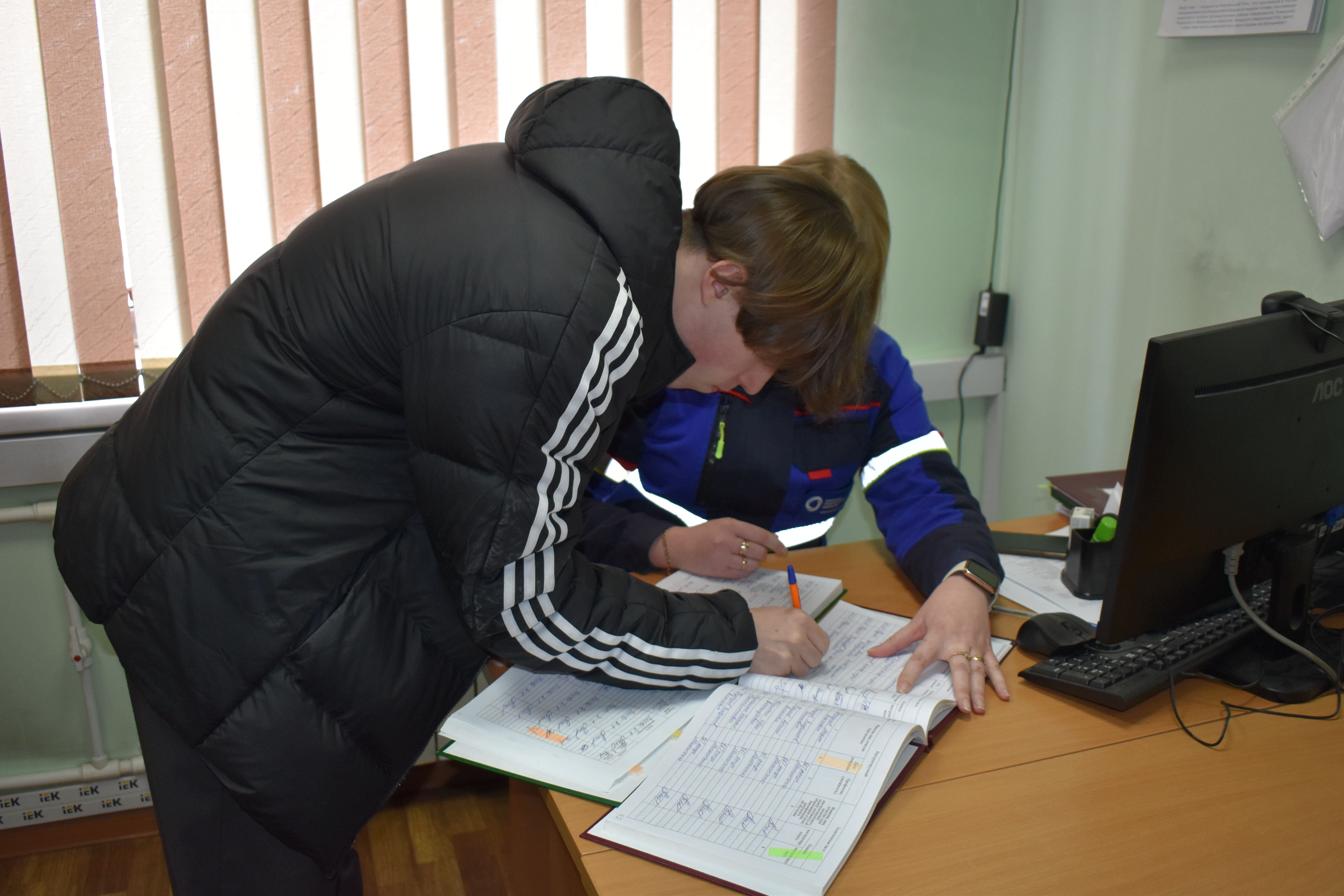 Воспитанники бийского Центра талантов познакомились с работой теплосетевого оборудования СГК