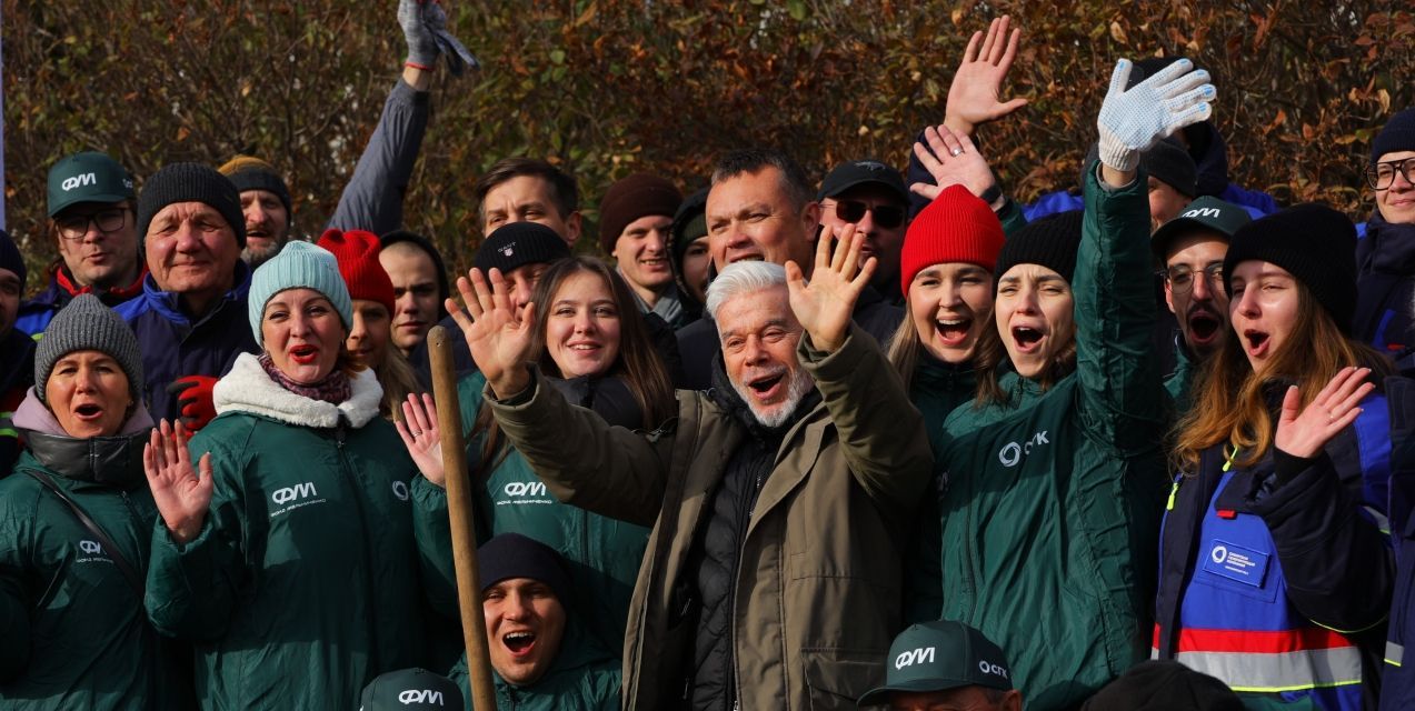 Финал осеннего Экомарафона СГК и Фонда Мельниченко: энергетики высадили аллею в честь пуска нового энергоблока на Красноярской ТЭЦ-3