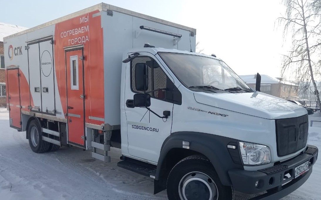 МАВРы в Назарово: новая спецтехника поступила на службу теплосетевого хозяйства ГРЭС