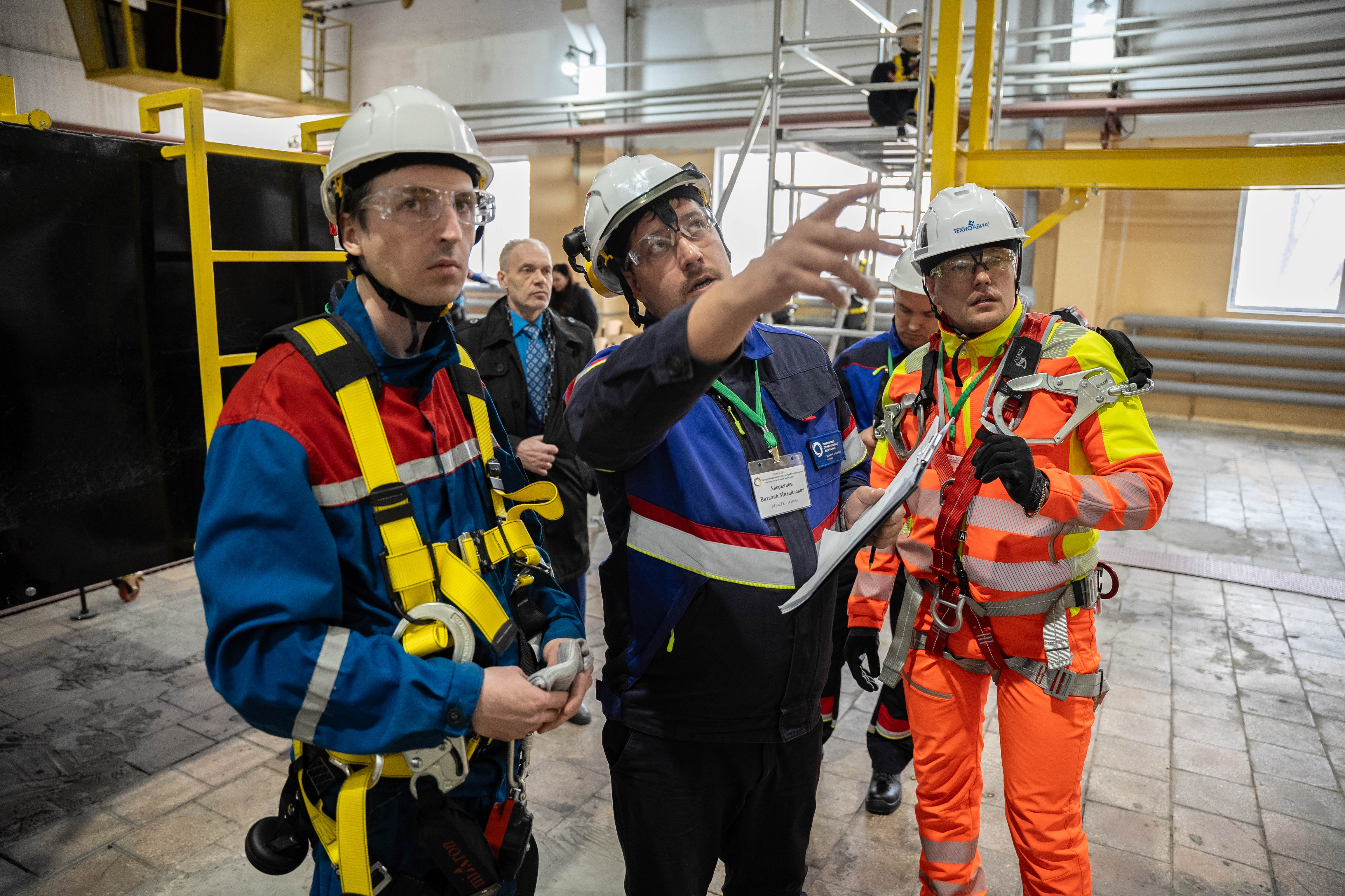 Кто лучший на высоте? В Новосибирске прошел межрегиональный конкурс профмастерства 