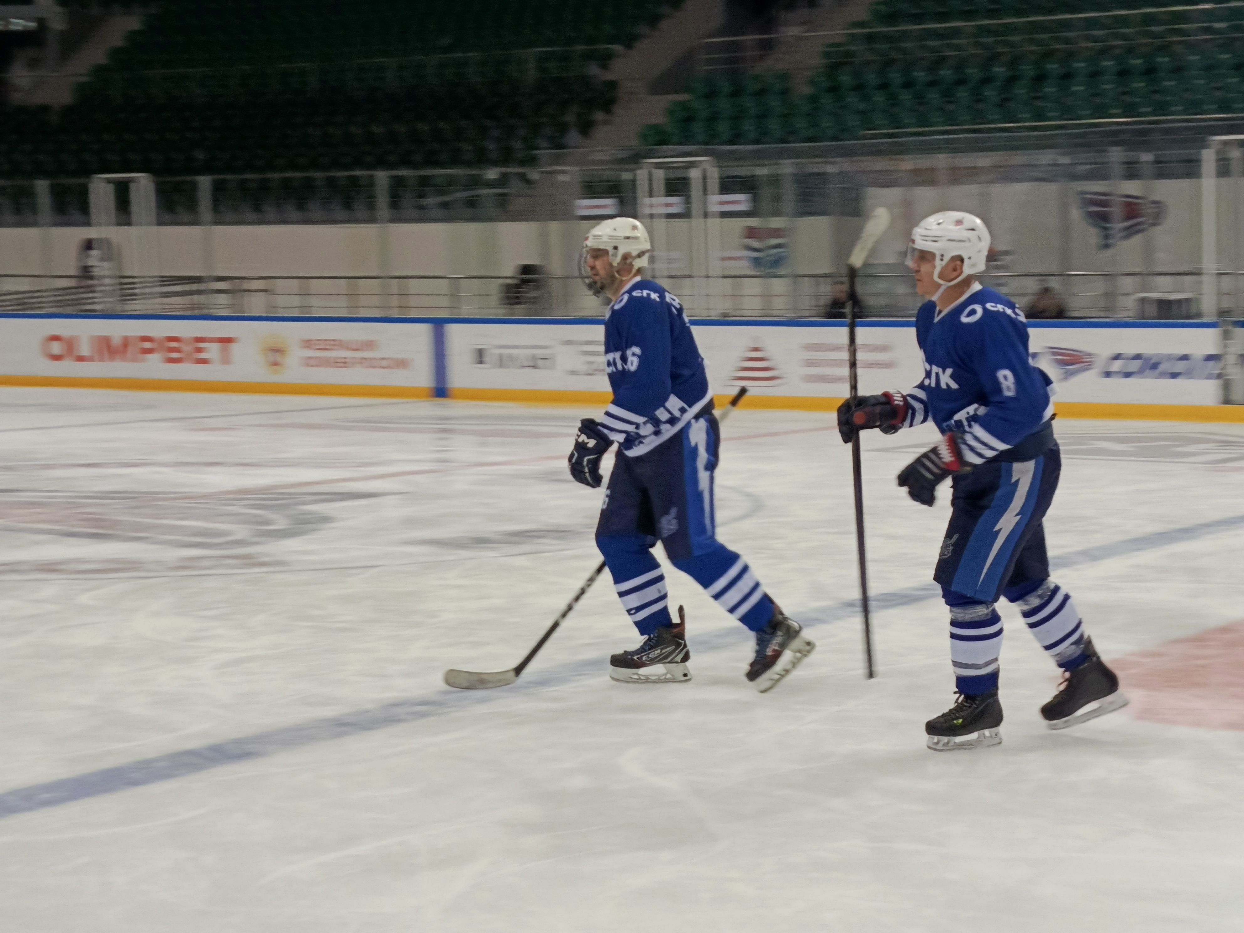 Энергия льда: в Красноярске состоялся мини-турнир по хоккею с шайбой среди команд СГК