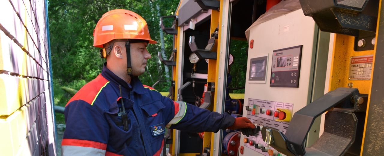 По итогам гидравлических испытаний 2025 года количество выявленных повреждений на тепловых сетях Барнаула снизилось на 8% 