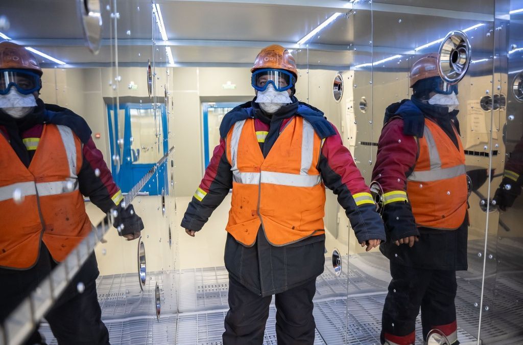 Показываем, как работает «воздушный душ» на Новосибирской ТЭЦ-5