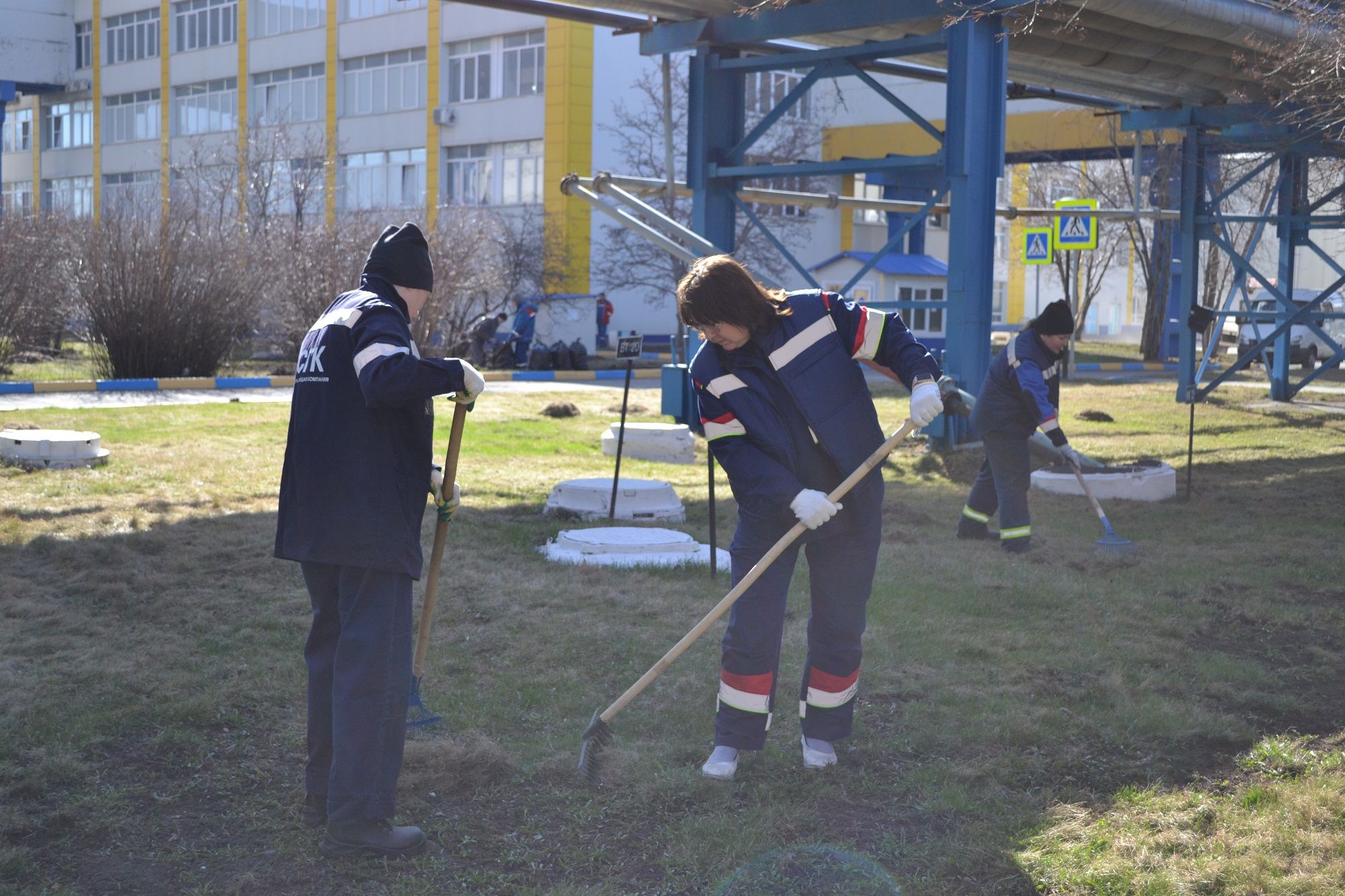 Субботник-2025 на Барнаульской ТЭЦ-3