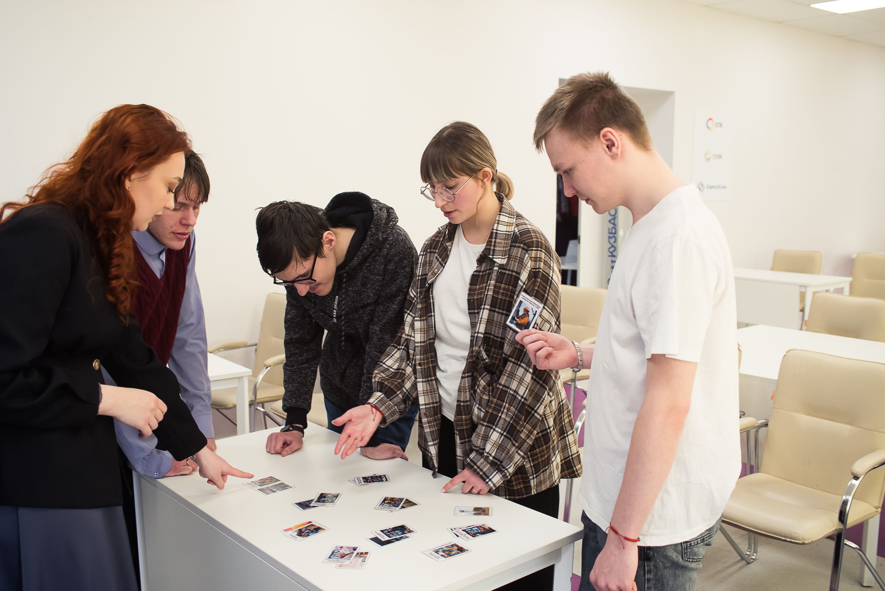 Студенты кемеровских техникумов попробовали себя в роли энергетиков