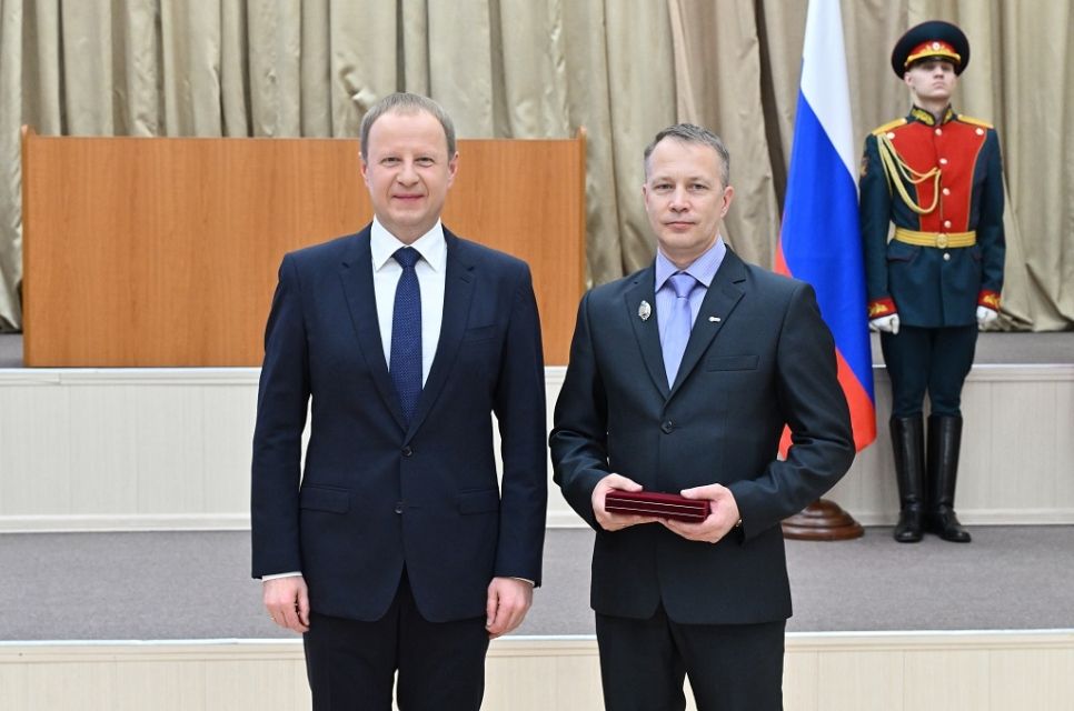 Главному инженеру Барнаульской ТЭЦ-2 Вячеславу Зеленину присвоено звание «Заслуженный энергетик РФ»