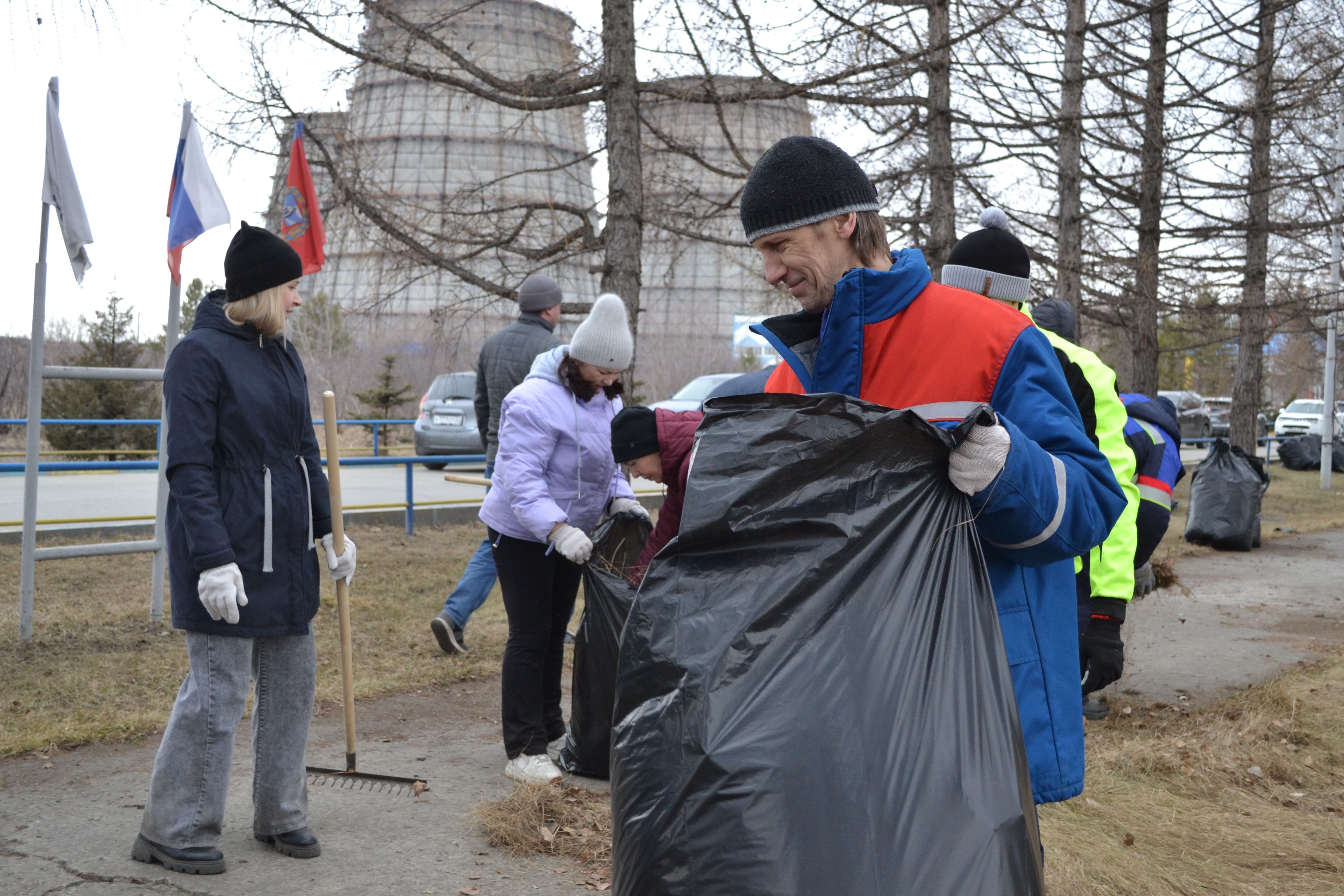 Под музыку и с хорошим настроением: на Барнаульской ТЭЦ-3 состоялся традиционный апрельский субботник
