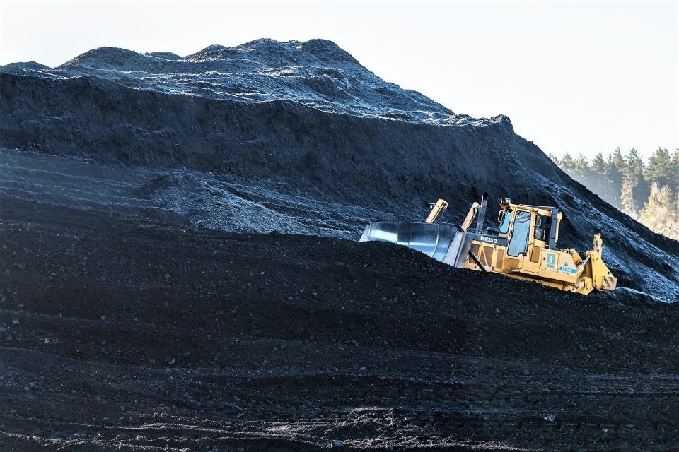 На складах алтайских станций хранится более 862 тыс. тонн угля