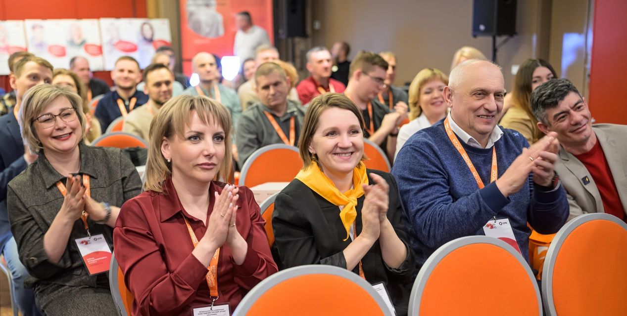 Наставничество как искусство: в Новосибирске прошла межрегиональная конференция СГК «Наставник Профи – 2026»