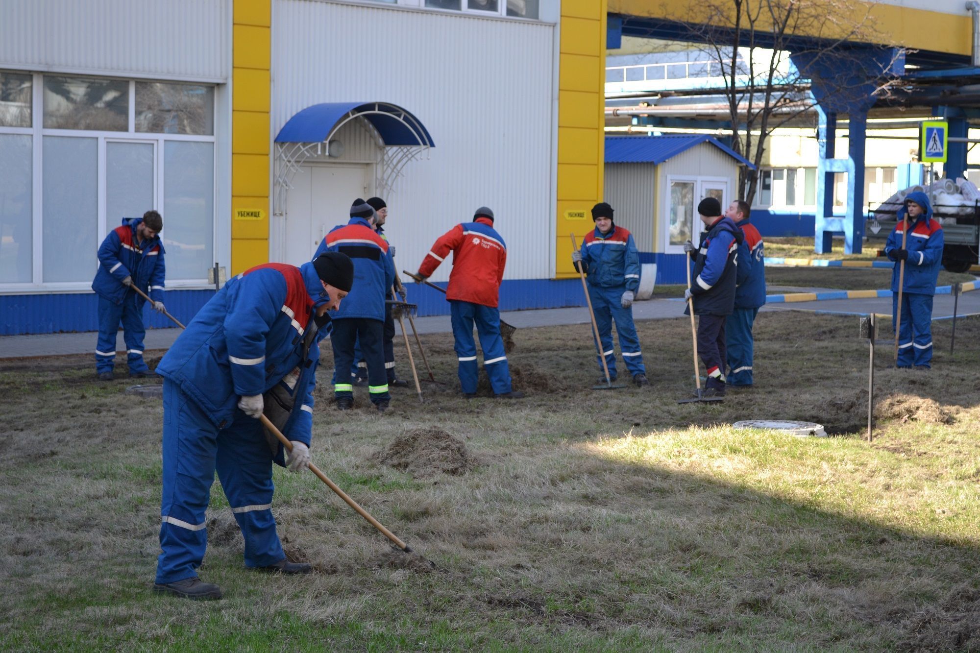 Субботник-2025 на Барнаульской ТЭЦ-3