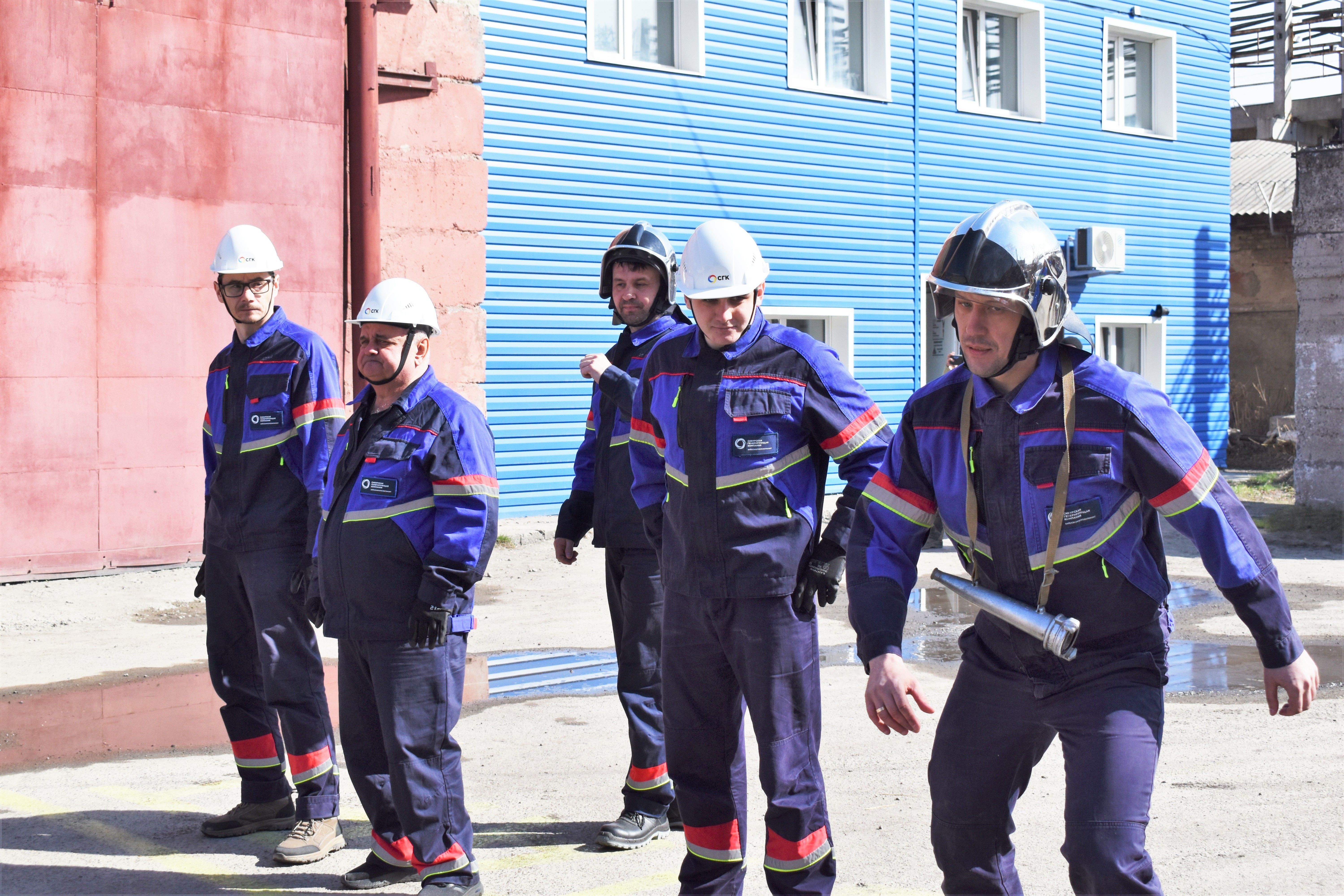 Огнеборцы, на старт! Бийские теплоэнергетики провели соревнования добровольных пожарных формирований