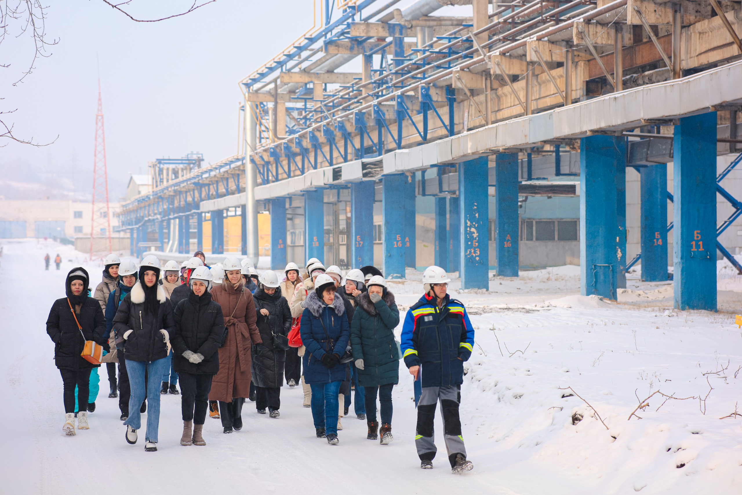 На Красноярской ТЭЦ-2 показали, как работает мониторинг выбросов в дни НМУ (фото)