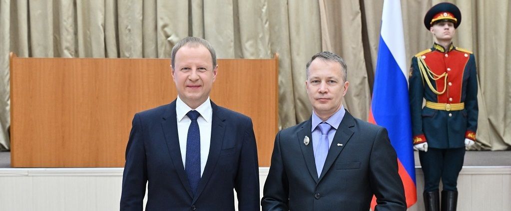 Главному инженеру Барнаульской ТЭЦ-2 Вячеславу Зеленину присвоено звание «Заслуженный энергетик РФ»