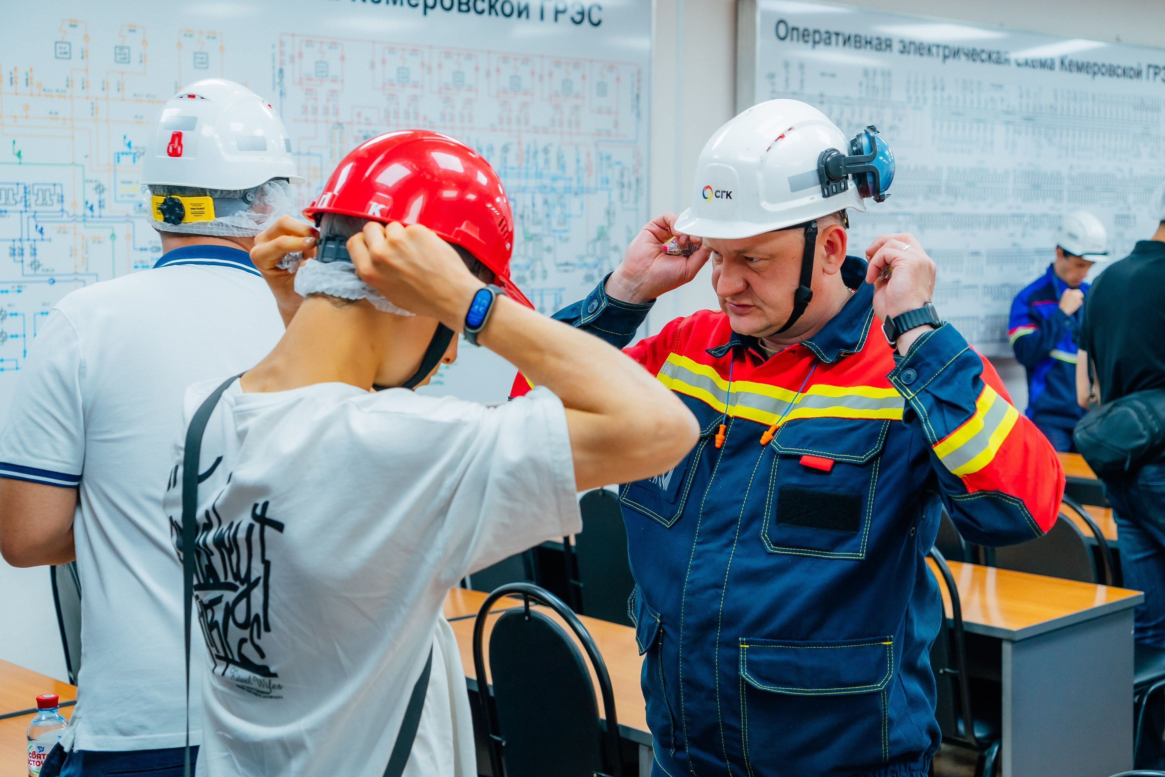 День открытых дверей на Кемеровской ГРЭС: впечатляет и поражает