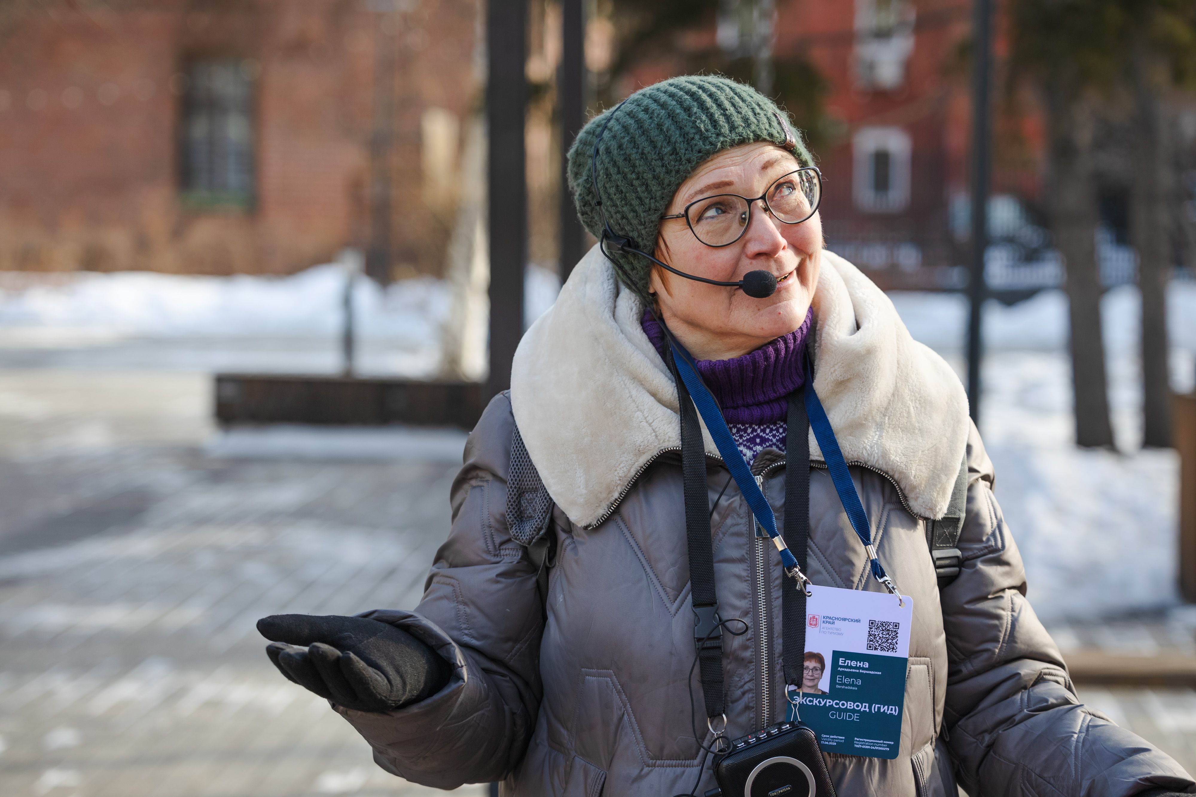 В канун женского праздника СГК пригласила на прогулку по городу многодетные семьи Красноярска 