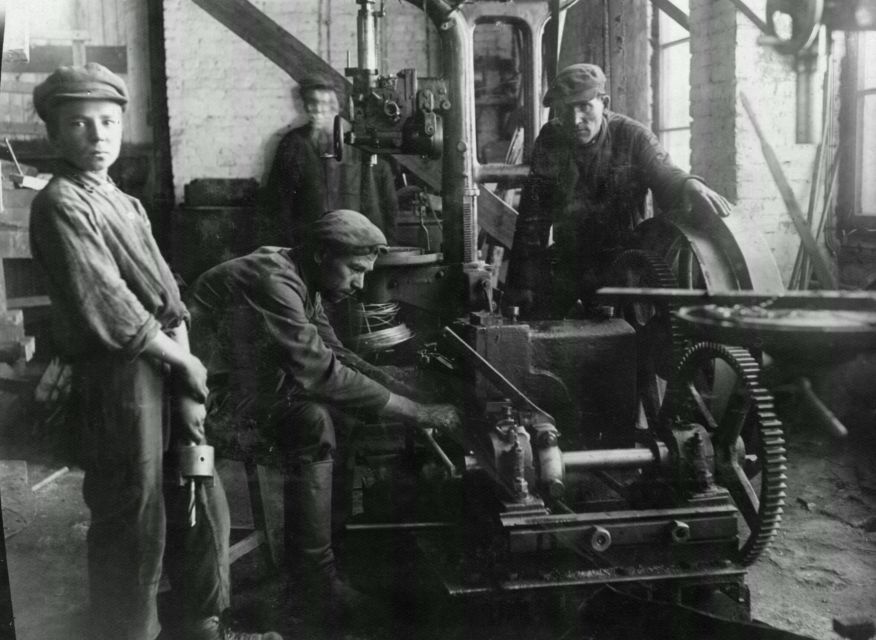 Деталь эпохи: на Новосибирской ТЭЦ-2 нашли артефакт 30-х годов прошлого века