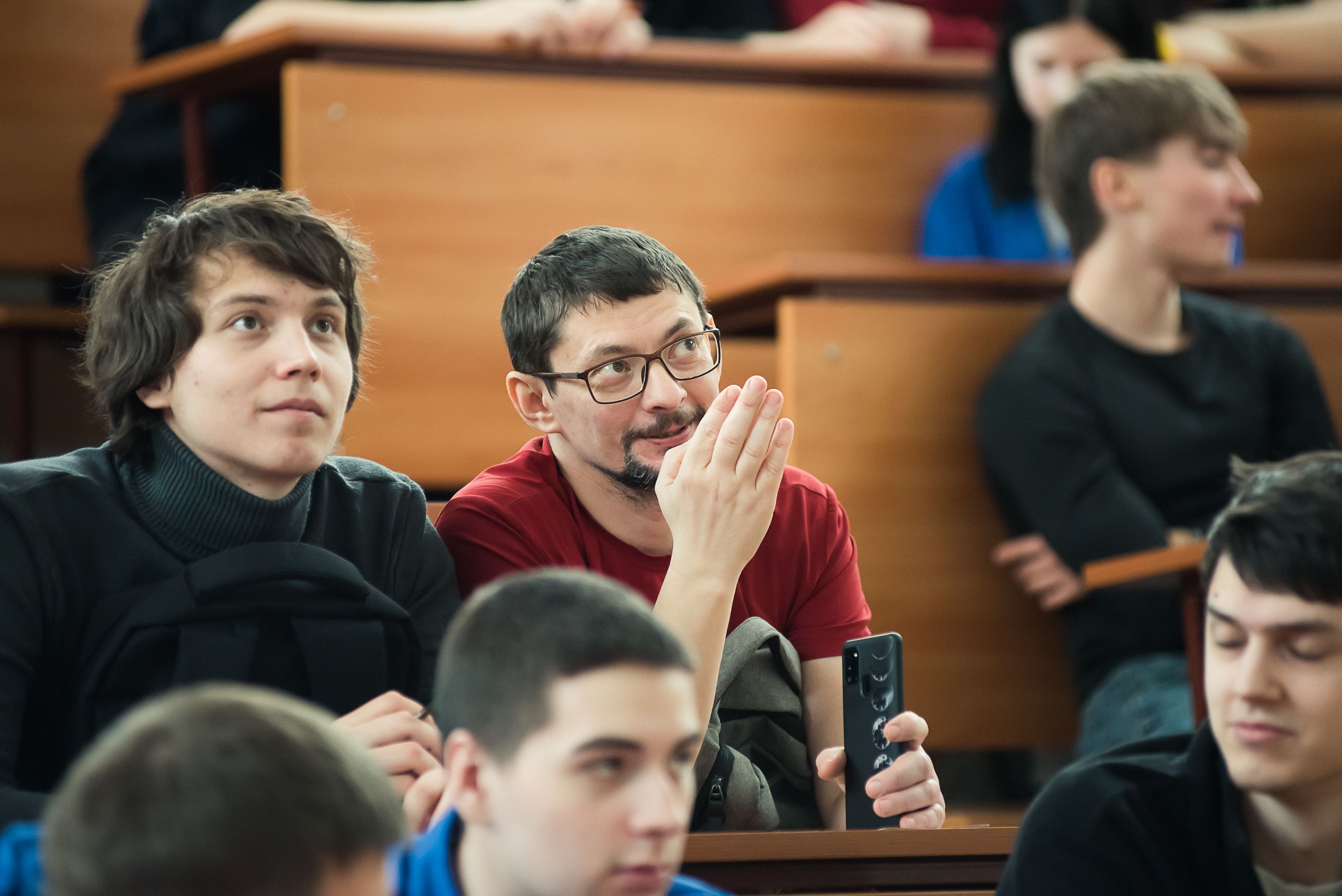 Студенты кемеровских техникумов попробовали себя в роли энергетиков