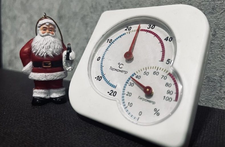 Какая температура должна быть в квартире и куда обращаться, если дома холодно?