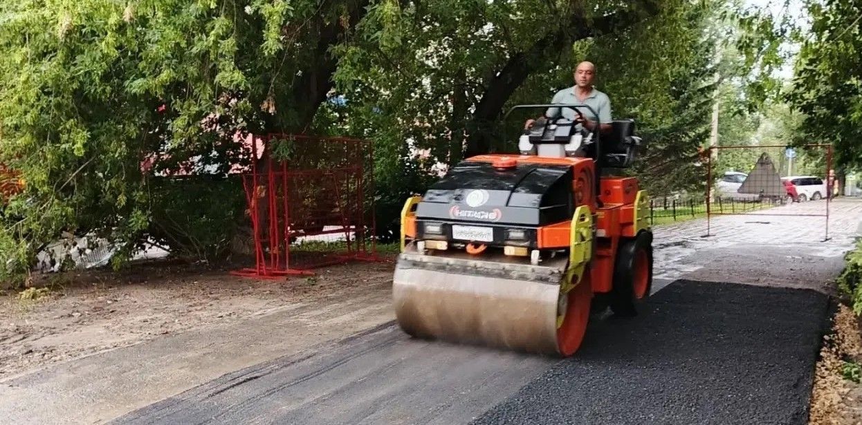 В Барнауле продолжается активное восстановление благоустройства после ремонтных работ на теплосетях 