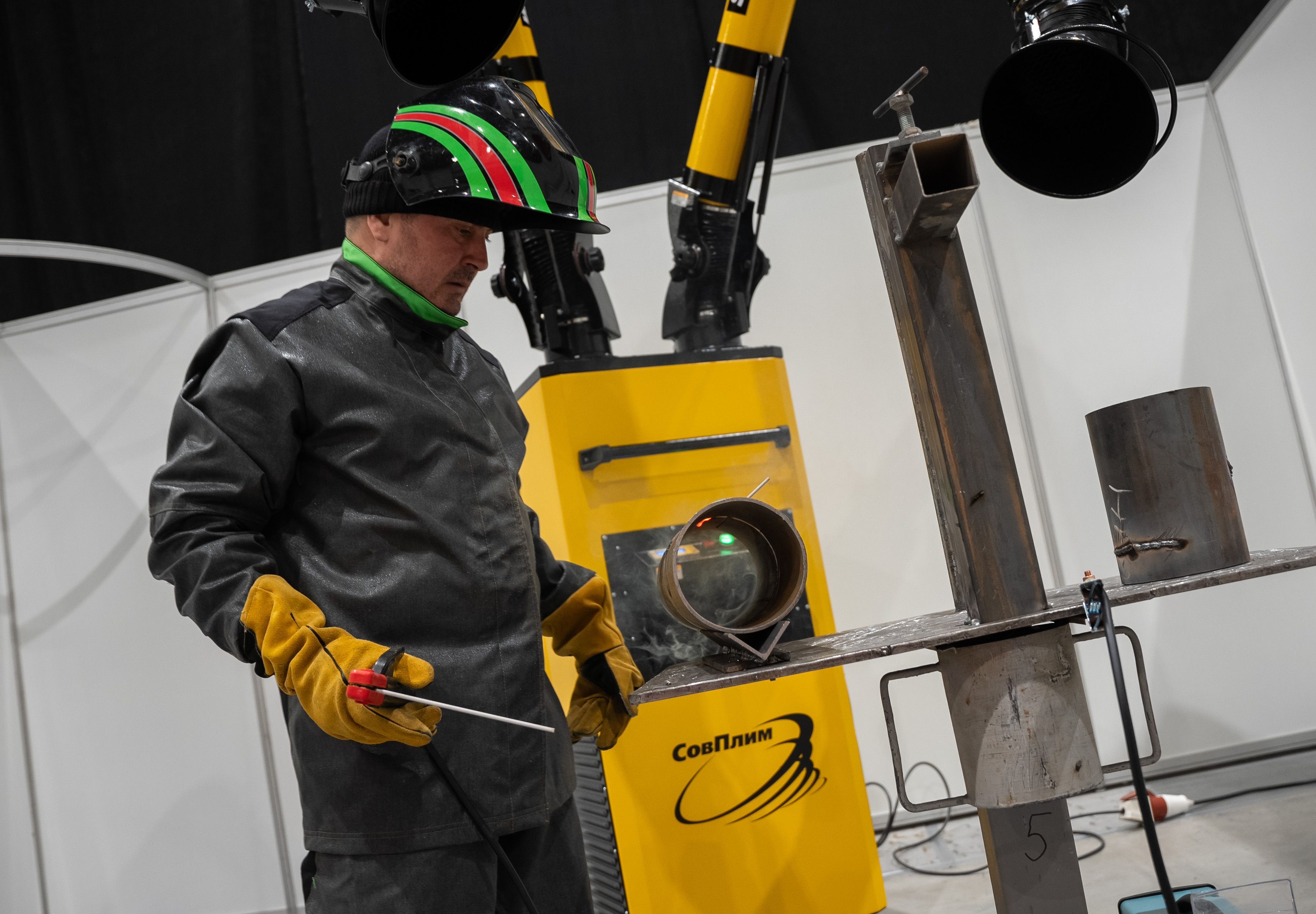 Где лучшие сварщики? У нас — в Сибири