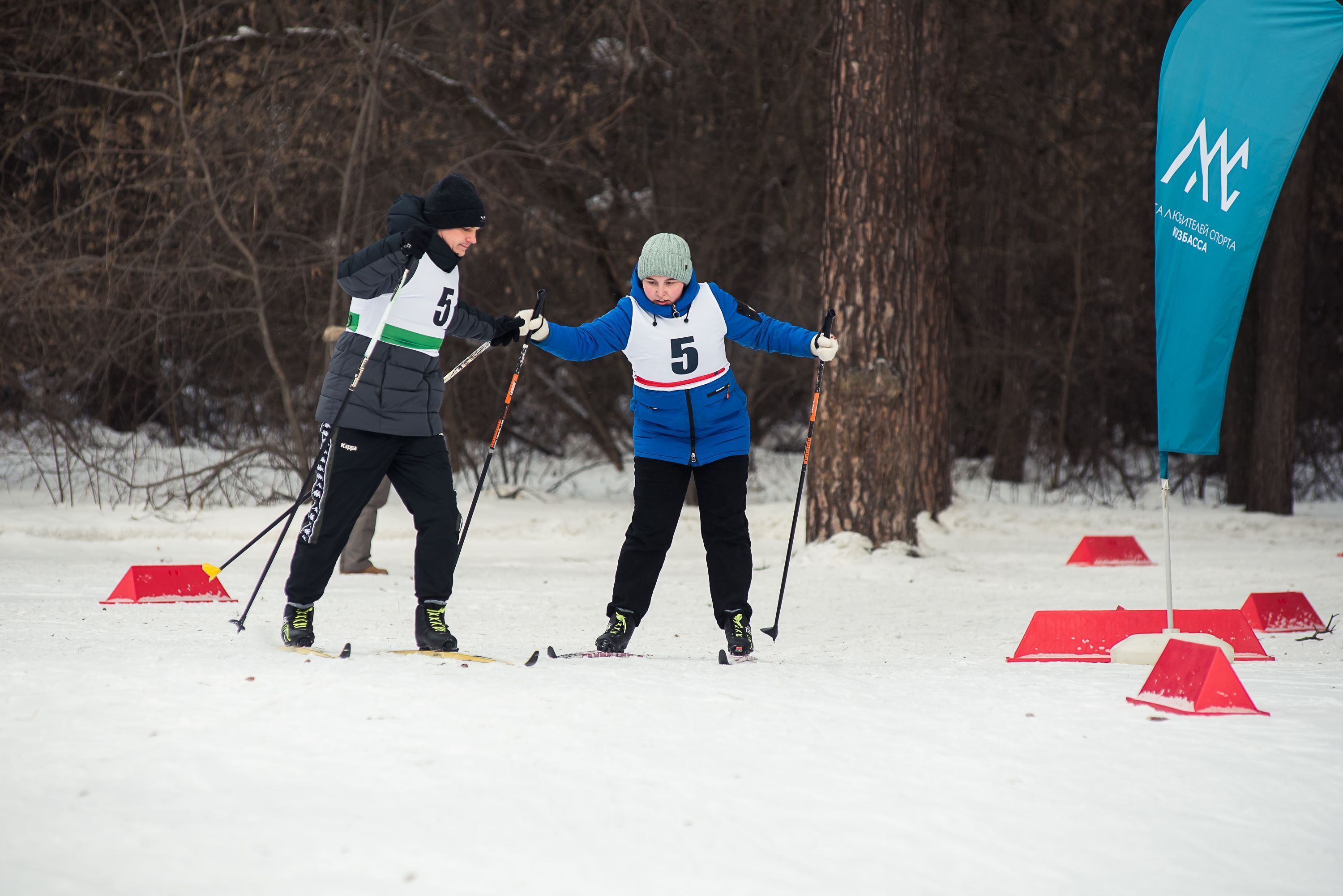 Борьба за первенство: в Кузбассе прошли вторые лыжные соревнования среди работников СГК