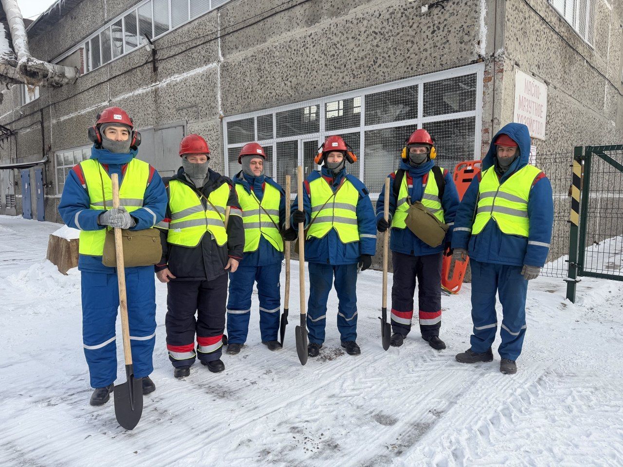 Мороз — тренировке не помеха: на Ново-Кемеровской ТЭЦ провели учения по ликвидации разлива мазута