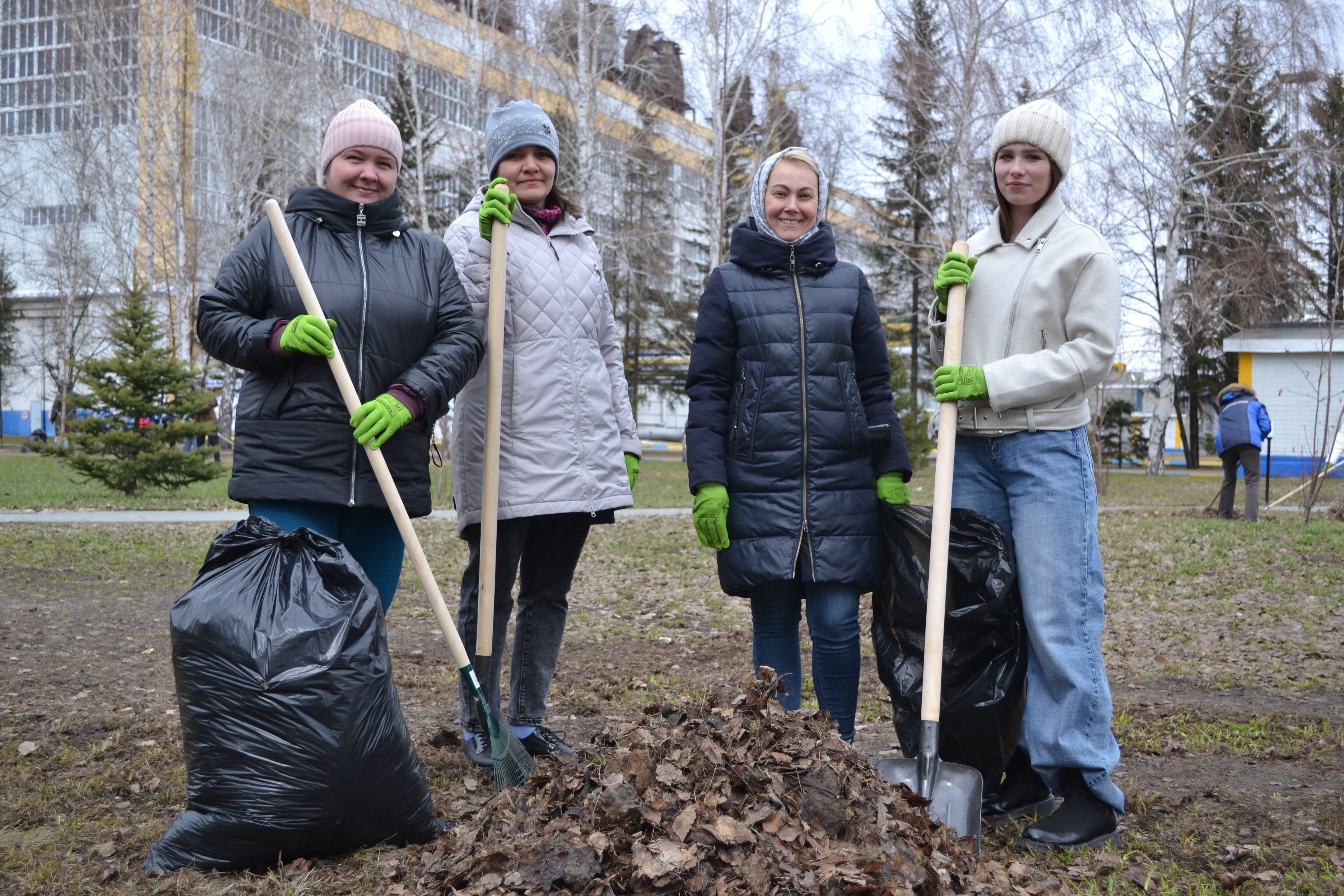 Под музыку и с хорошим настроением: на Барнаульской ТЭЦ-3 состоялся традиционный апрельский субботник