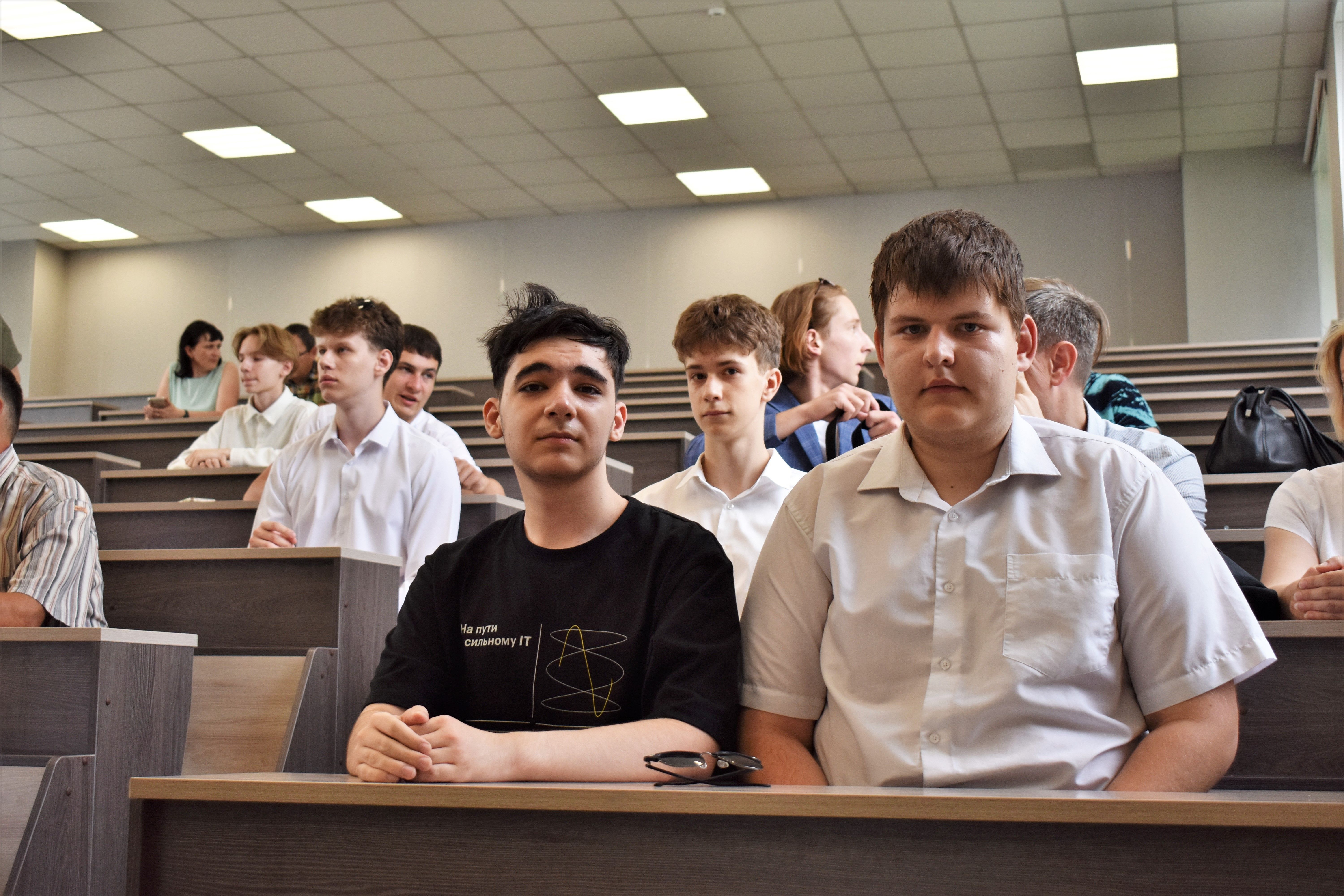 В начале будущего: в бийском Центре талантов Фонда Мельниченко состоялся выпуск воспитанников