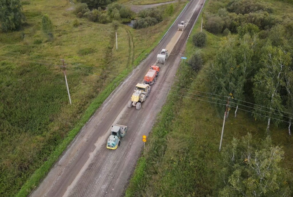 Участок дороги важен для местной транспортной инфраструктуры, и его восстановление должно улучшить условия движения для автомобилистов