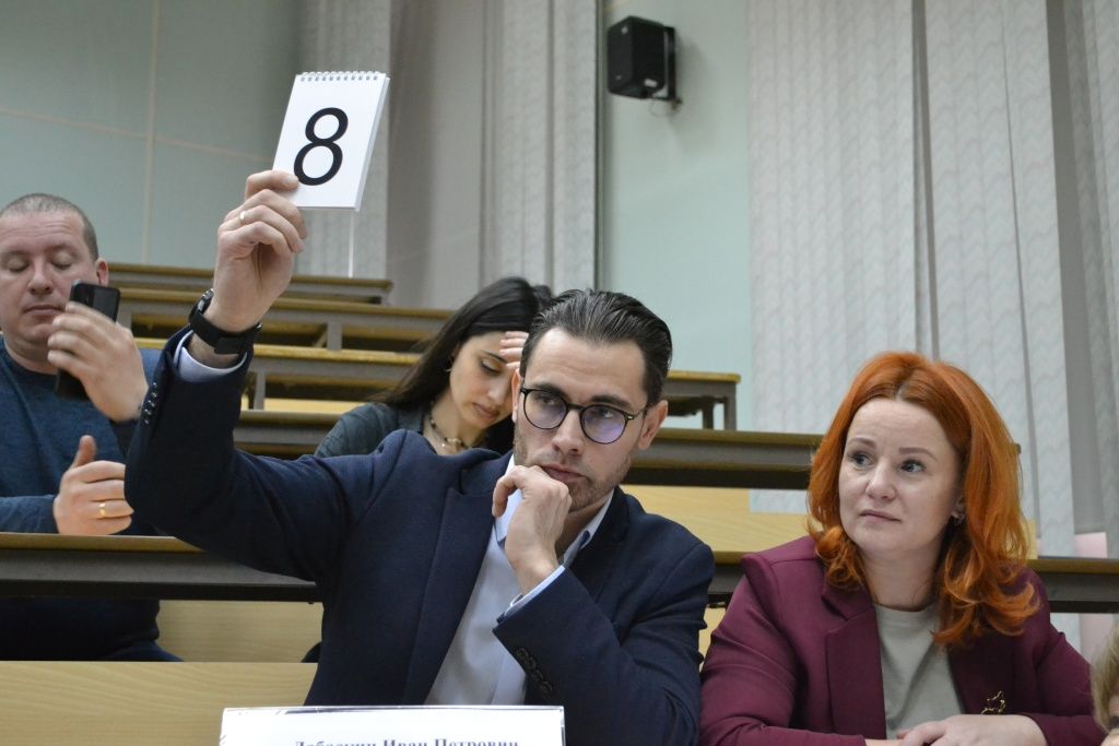 Заместитель начальника производственно-технического управления &laquo;СГК-Алтай&raquo; Иван Лабаскин принял участие в работе жюри