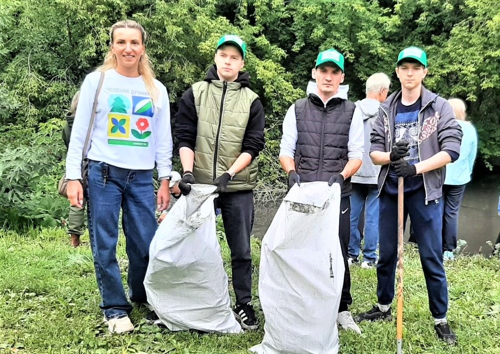 Сотрудники Кемеровской ТЭЦ на субботнике