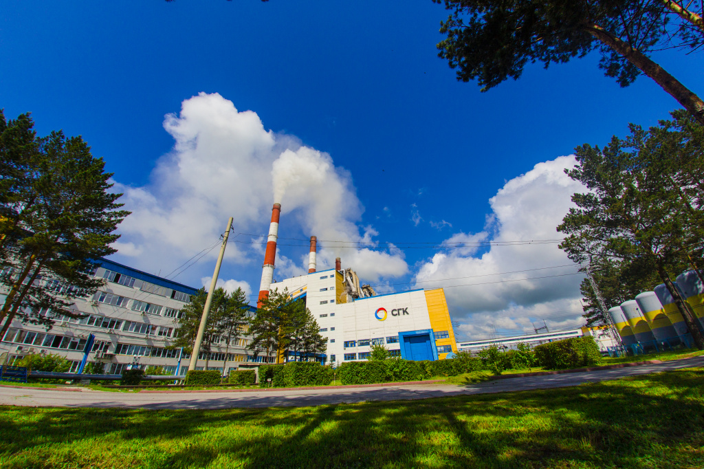 Установленная электрическая мощность Беловской ГРЭС 1260 МВт, тепловая — 229 Гкал/ч
