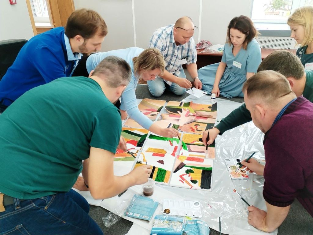 Для решения поставленной задачи необходимо объединить усилия