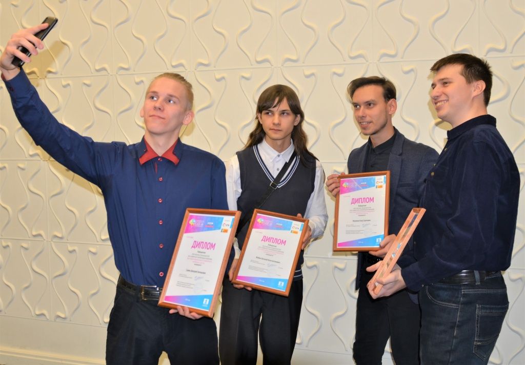 Студенты ТУЭТТ &mdash; победители чемпионата Case-in &mdash; на молодёжном форуме СГК