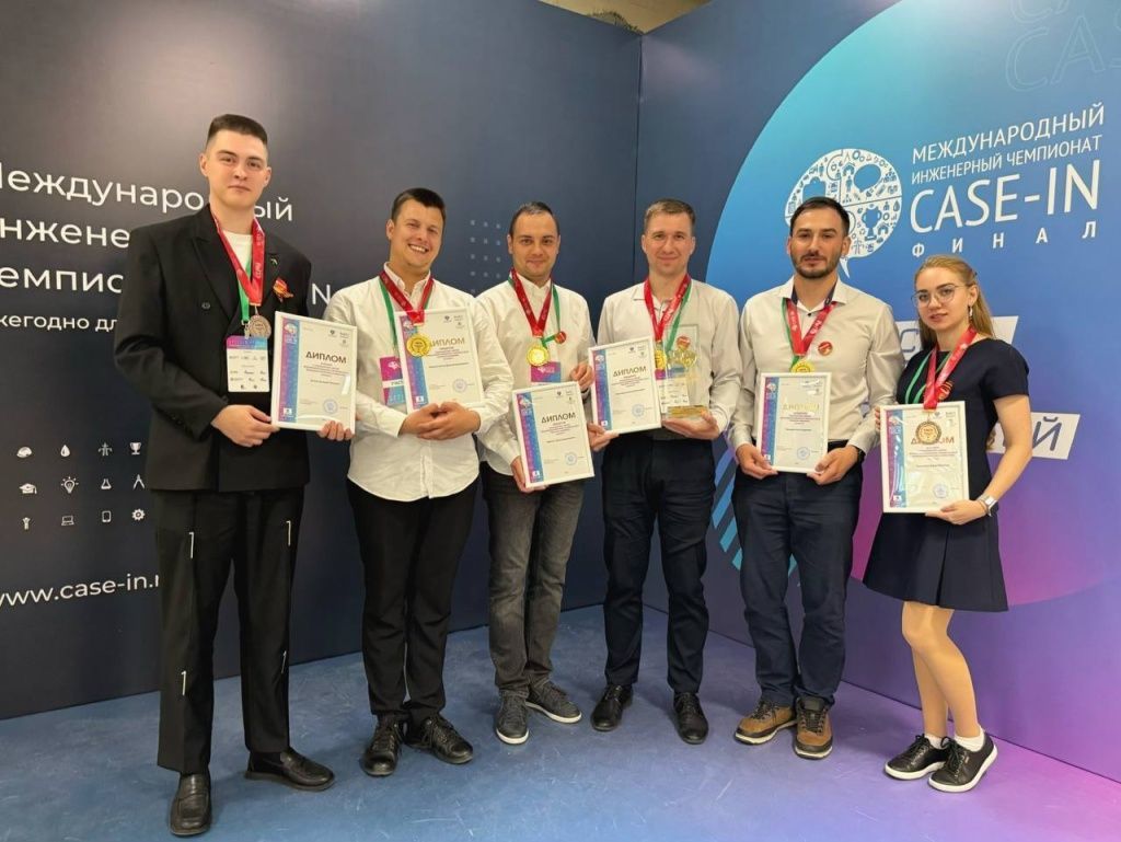 Алтайские победители и призёры Международного инженерного чемпионата Case-in Алтайские победители и призёры Международного инженерного чемпионата Case-in