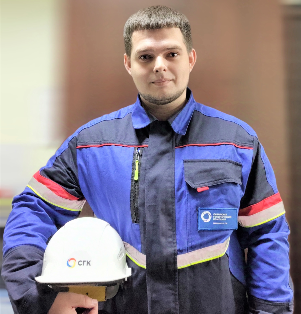 Андрей считает, что занятия спортом помогают в работе быть более спокойным и выносливым, и улучшают настроение