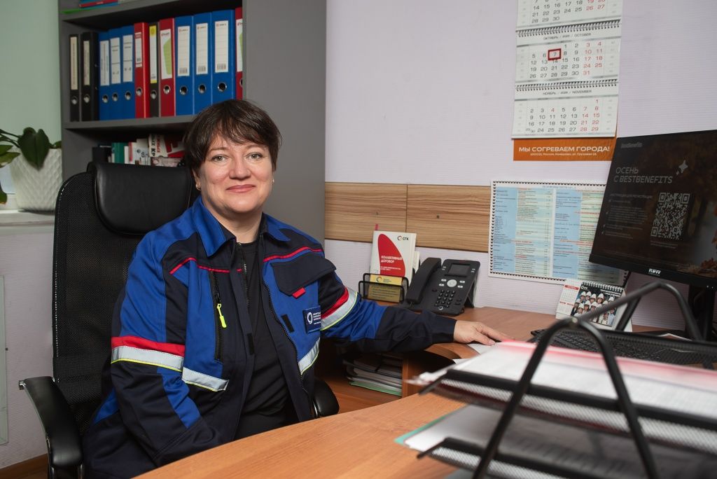 Ирина Ядута на рабочем месте. &laquo;К каждому человеку нужно найти свой подход, поддержать. Коллектив у нас в цехе очень дружный&raquo;