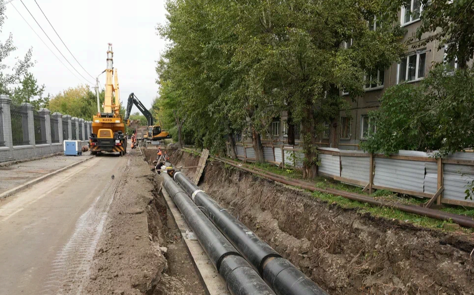 За последние три года на этом участке теплосети протяженностью около 400 метров дефекты и повреждения устранялись неоднократно, в том числе в период прохождения отопительного сезона