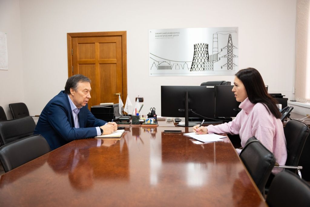 СибИАЦ представлен во всех регионах присутствия СГК, а в 2024 году инженерно-аналитический центр отметил 20-й юбилей. Один из тех, кто создавал предприятие в 2003 году в Новосибирске, — директор филиала Владимир Князев СибИАЦ представлен во всех регионах присутствия СГК, а в 2024 году инженерно-аналитический центр отметил 20-й юбилей. Один из тех, кто создавал предприятие в 2003 году в Новосибирске, — директор филиала Владимир Князев