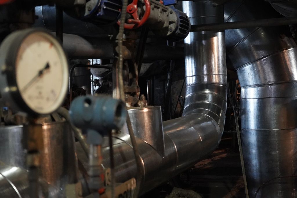 Паропроводы, соединяющие котлоагрегат и турбоагрегат, работают на экстремально высоких параметрах давления и пара 