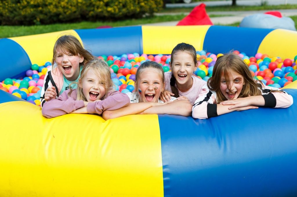 Море веселья и радости подарил праздник детворе 