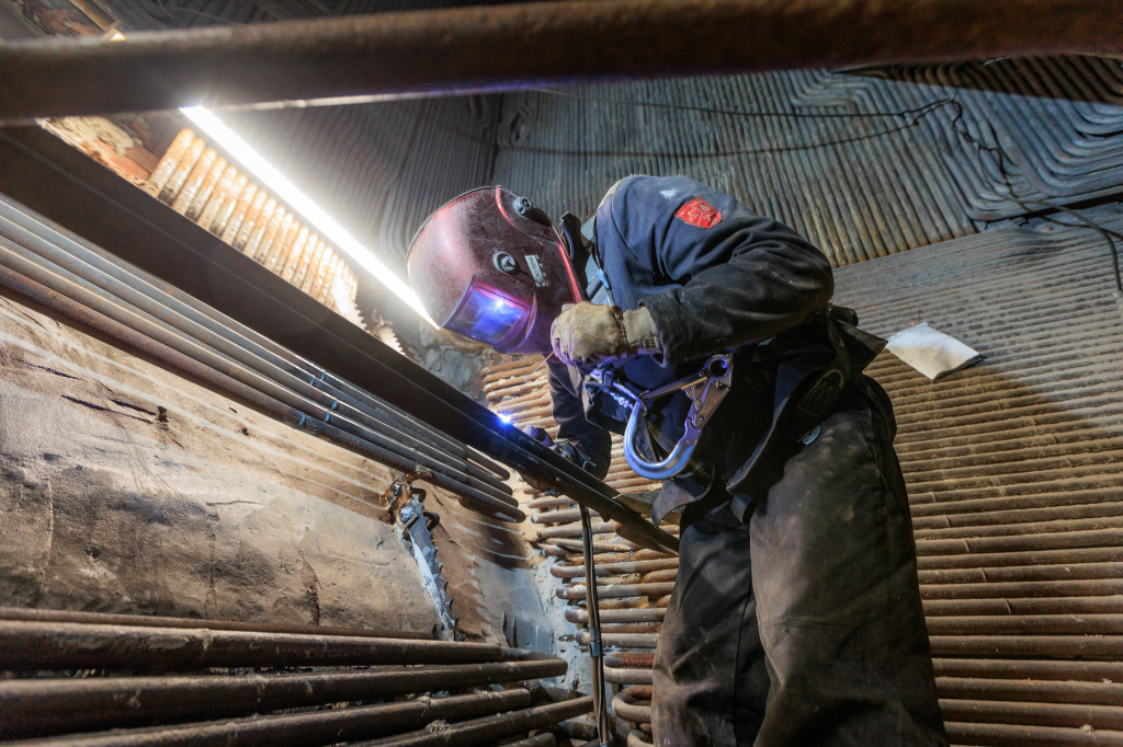 В рамках ремонтной кампании на Рефтинской ГРЭС обновили 170 тонн поверхностей нагрева