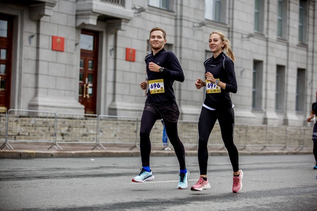 «Если бег — это метафора отношений, правильный темп в паре должен задавать мужчина», — уверен Никита «Если бег — это метафора отношений, правильный темп в паре должен задавать мужчина», — уверен Никита