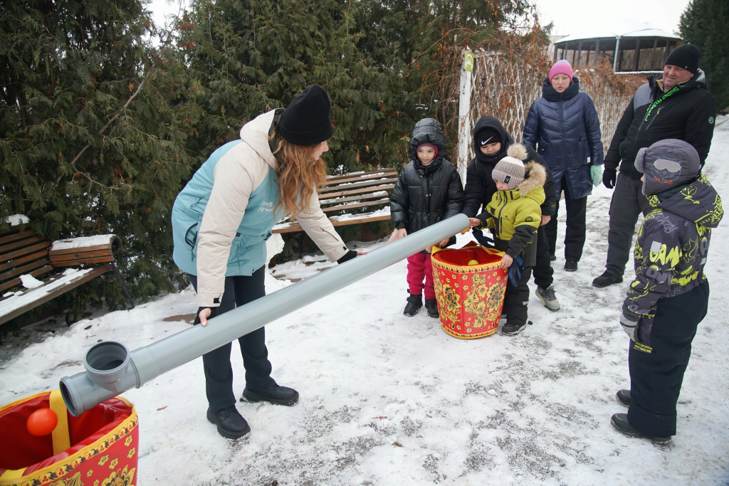 Активные игры сплотили ребятишек