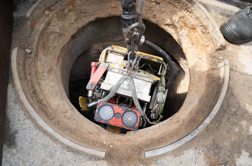 Робот готов проверят тепломагистраль диаметром 1000 мм на улице Богдана Хмельницкого