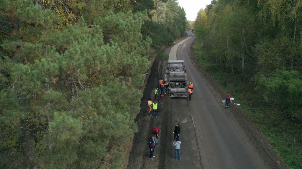 Применение ЗШМ в основании земляного полотна позволяет создать прочное и стабильное основание, обеспечивающее долговечность и устойчивость всей дорожной конструкции