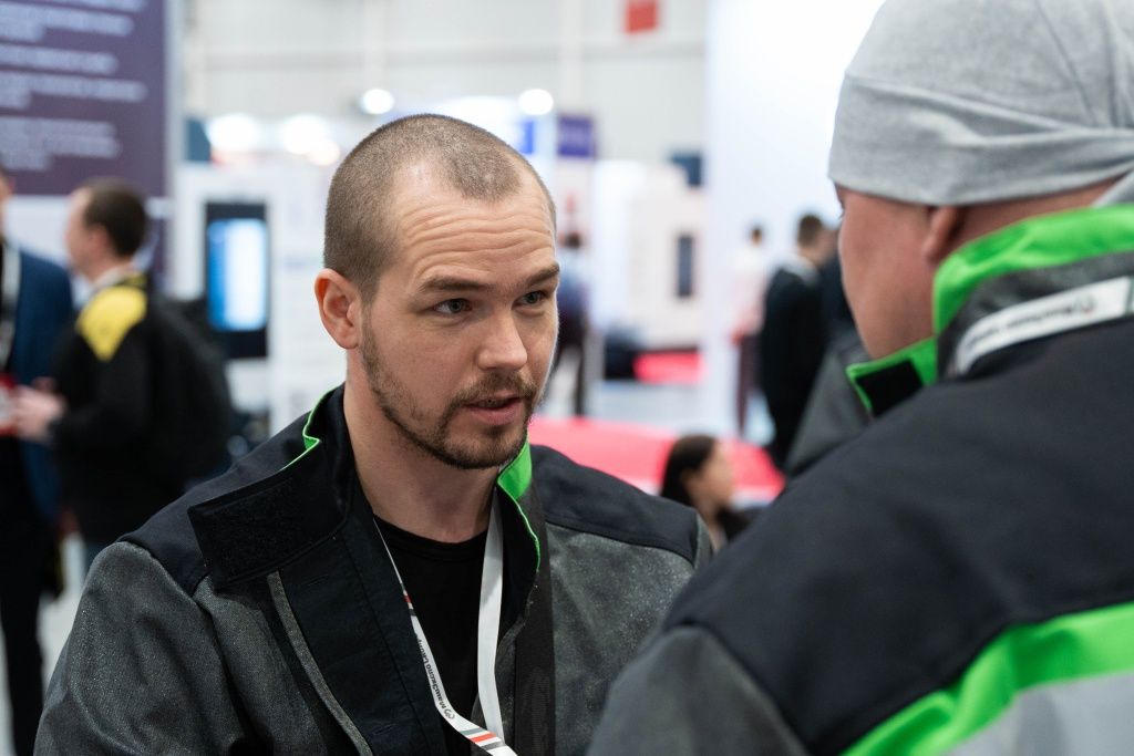 Для электрогазосварщика 6 разряда НТСК Владимира Хдыбова это тоже первые соревнования. Интересно проверить свои умения на конкурсе, сделать все с максимальной точностью, &mdash; поделился специалист