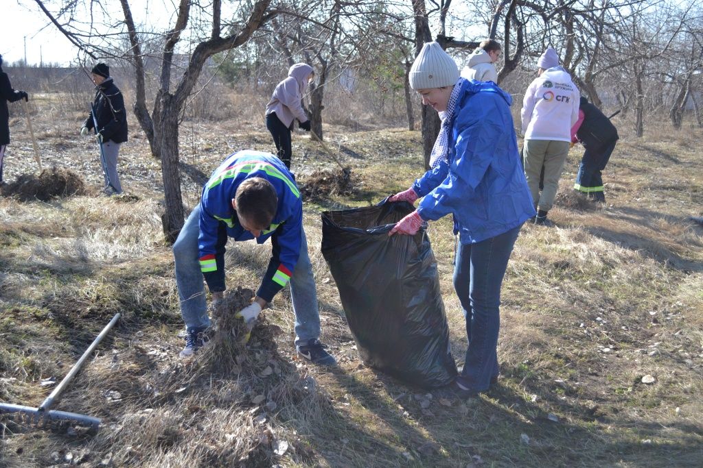Проведение субботников на Барнаульской ТЭЦ-3 давно стало доброй традицией