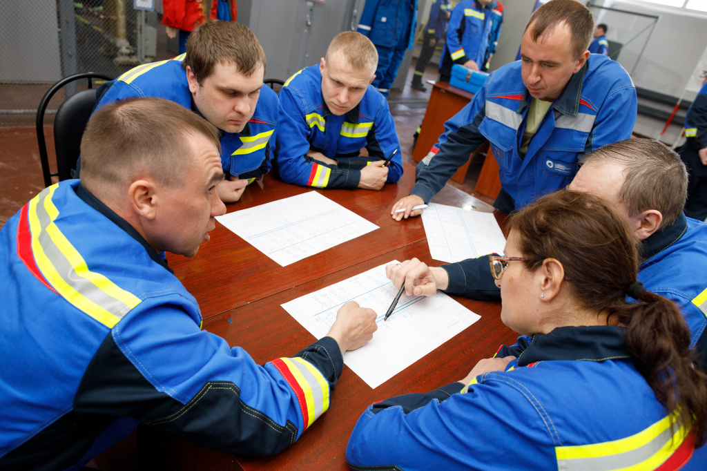 В Кемерове собрались инспекторы оперативного контроля из разных регионов присутствия СГК